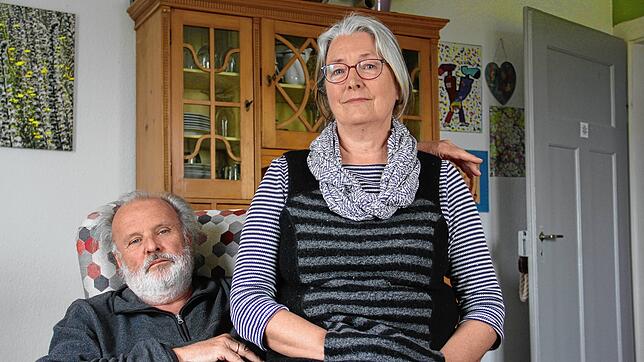 Lioba und Otmar Traber sind aus der katholischen Kirche ausgetreten. Das machten sie öffentlich und fordern andere zum selben Schritt ...