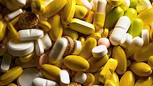 Tabletten, Kapseln und Pillen: Bei der Verschreibung von Antibiotika gegen Erkältungen sind Ärzte aus gutem Grund zurückhaltender als ...
