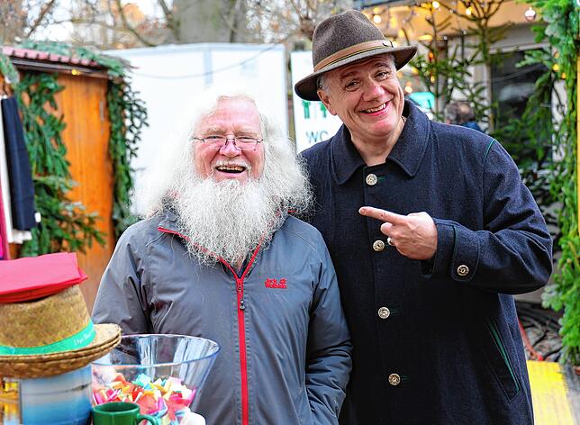 Wenn das mal nicht der Weihnachtsmann ist... Mit Heinz aus dem Schwarzwald erhielt der Hincooker höchstweihnachtlichen Besuch an seinem ...