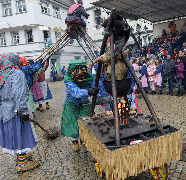 Bild 15: Tausende Hästräger und Musiker in Pfullendorf: Bilder vom Umzug (2)