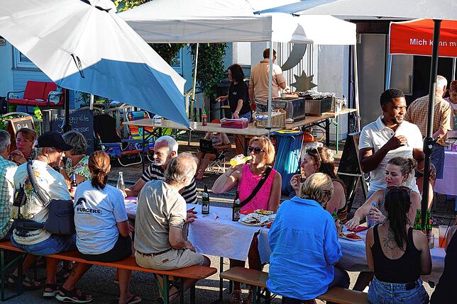 Bild 21: Egg schlemmt – Internationales Food Festival lockt viele Besucher an
