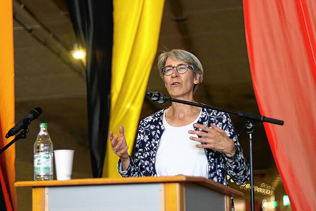 „Ich glaube, es ist ein guter Tag für die Region“, sagte Elke Zimmer, Staatssekretärin im Landesverkehrsministerium.
