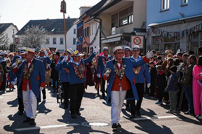 Bild 45: Unvergessliche Bilder vom Rosenmontagsumzug in Gottmadingen: So bunt war die Fasnacht 2025!