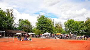 Der Tennisclub Radolfzell feiert sein 100-jähriges Bestehen am 26. Juli ab 11 Uhr auf seiner Anlage auf der Mettnau. Foto: Peter Baur