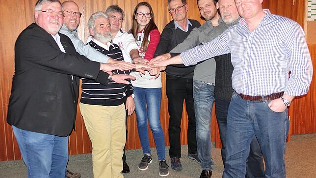 Sie treten anlässlich der Kommunalwahl für den CDU-Ortsverband bei der Ortschaftsratswahl in Kluftern an (von links): Wolfgang Jägle, ...