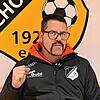 Benjamin &bdquo;Don&ldquo; Duffner, Torwarttrainer des FC Schönwald, glaubt fest an die Rückkehr des verletzten Spielers.
