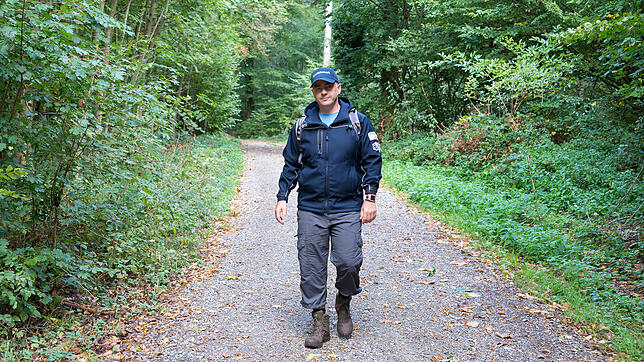 Im Immenstaader Wald bereitet sich Kai Eichler auf seine nächste große Herausforderung vor.
