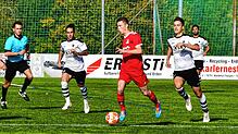 Traumtor: Sebastian Schmidt (Auf unserem Archivbild in der Mitte) traf mit einem fulminanten Schuss aus 25 Metern zum 2:0-Endstand beim ...
