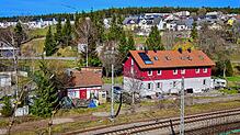 Der Sommerauer Bahnhof in St. Georgen, kurz vor der Einfahrt in den Sommerauer Tunnel, ist schon lange nicht mehr in Betrieb. Jetzt ...
