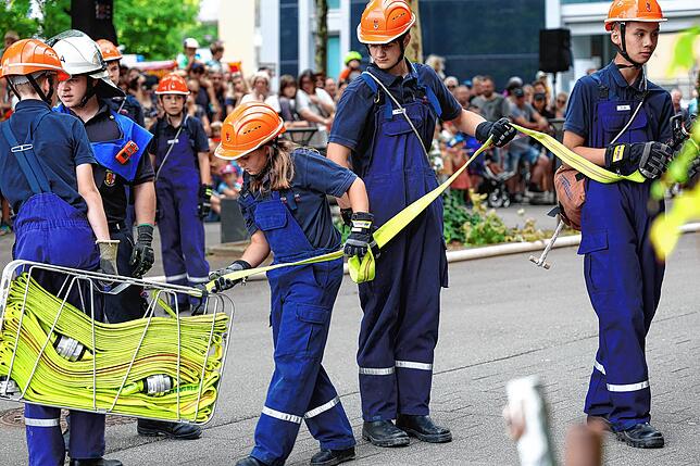 Bild 4: Bilder der Schauübung von Radolfzeller Hilfsorganisationen