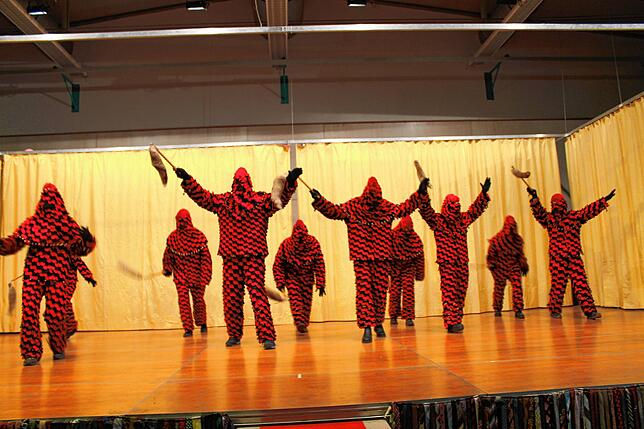 Bild 1: Hemdglonkerumzug- und Ball in Hochemmingen