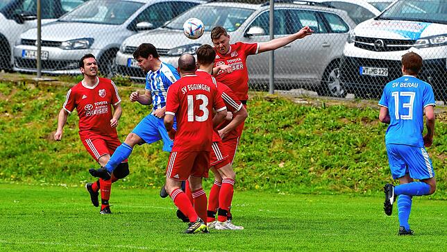 Bild 37: SV Eggingen gewinnt das Spitzenspiel gegen Verfolger SV Berau mit 4:1 &ndash; und wir haben Bilder!