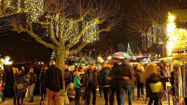 Stimmunsvoll und voller Menschen: Daraus wird nichts in der Adventszeit 2020. Noch ist völlig unklar, wie eine weihnachtsmarktartige ...
