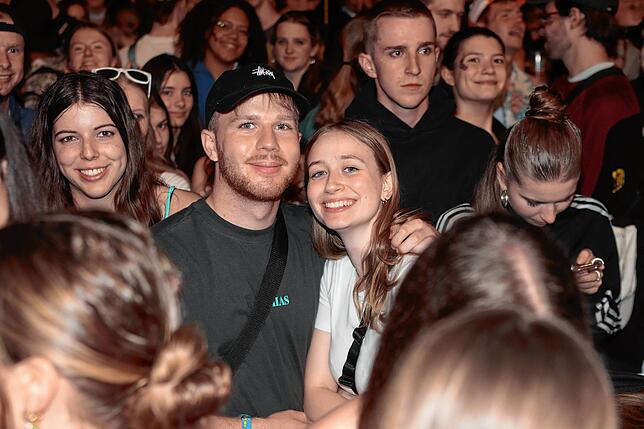 Bild 21: Campus Festival 2024 - Bilder von Juli, Juju und ihren Fans