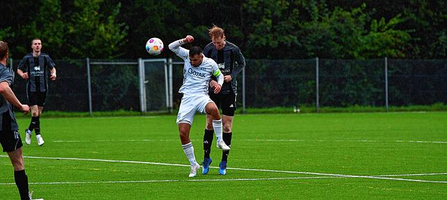 Bild 7: SV Blau-Weiß Murg besiegt FC Hochrhein mit 1:0 – und wir haben Bilder!