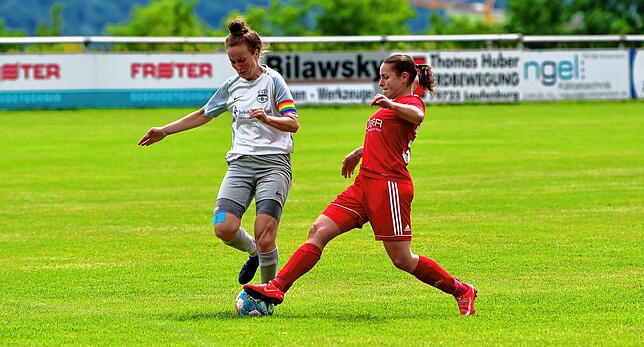 Bild 23: SV Niederhof besiegt SG Ebnet mit 4:1 im Hinspiel der Verbandsliga-Relegation &ndash; wir haben Bilder!