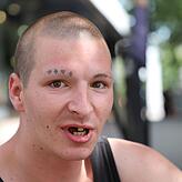 Markus ist ein angenehmer Zeitgenosse. Er unterhält die Menschen auf der Straße auch ganz gerne mit Sprüchen und Geschichten.