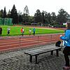Aufwärmen mit Ulla Gohn (rechts) zum 14. Nordic-Walking-Lauf des Skiclubs Wehr hieß es vor dem Start im Frankenmattstadion, an dem 14 ...
