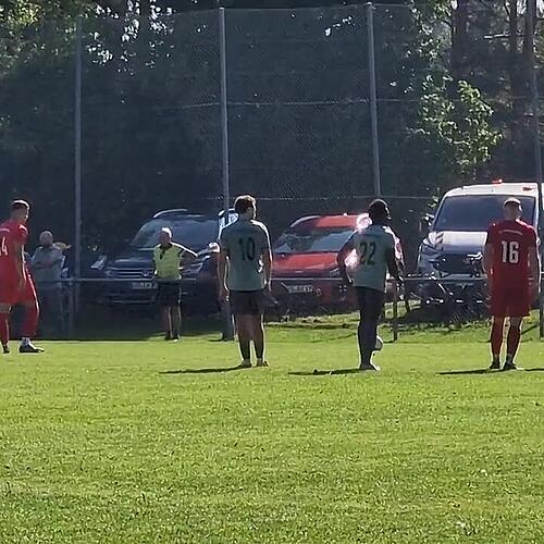 Nico Anders verwandelt Strafstoß zum 1:3