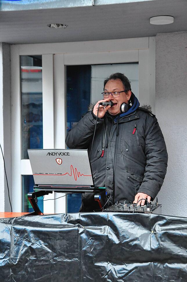 Bild 33: Fasnachtstreiben am &bdquo;Schmutzigen&ldquo; in Weilheim