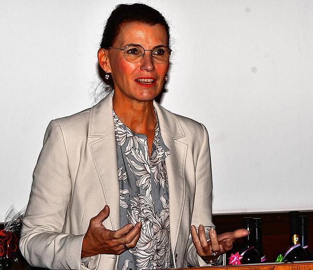 Rita Schwarzelühr-Sutter, Parlamentarische Staatssekretärin (Lauchringen): „Ehrenamtliches Engagement garantiert den ...