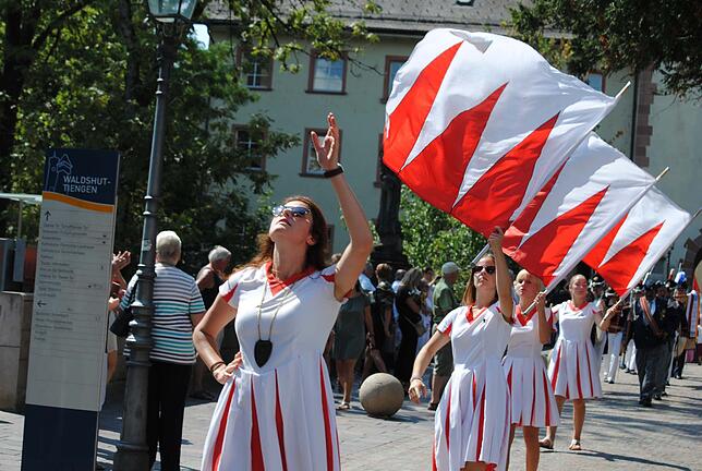 Bild 20: Bilder vom Jubiläumsumzug der 550. Waldshuter Chilbi mit 2000 Teilnehmern