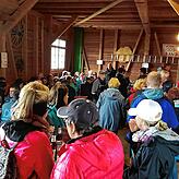 Im und vor dem Probelokal am Fallengrund organisiert der Förderverein der Musikkapelle Gütenbach das Vatertagsfest – wie hier im ...