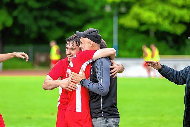 Bild 39: FC Tiengen 08 verabschiedet Trainer Erkan Kanli mit 1:0 gegen den SV Mundingen – wir haben Fotos!