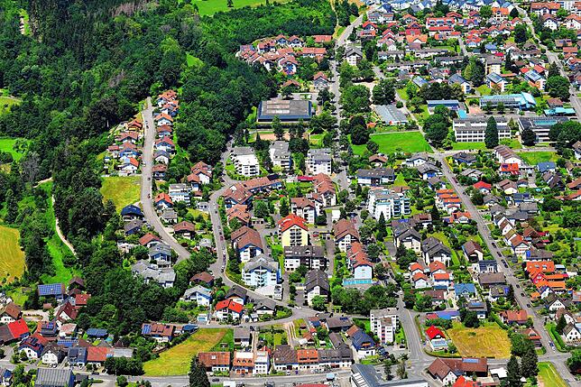 Die Stadtplaner realisierten im Seeboden eine Mischung aus Ein- und Mehrfamilienhäusern.