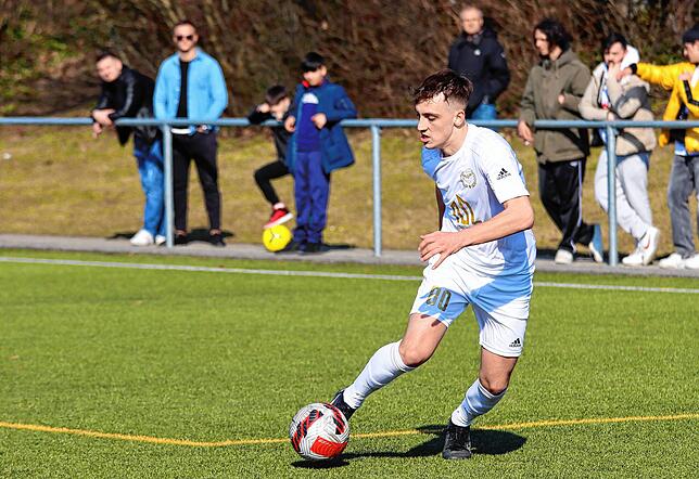 Bild 2: Die besten Bilder der Partie zwischen Südstern Singen und Anadolu Radolfzell