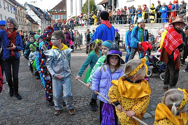 Bild 21: Markdorf: Narrenbaumsetzen 2025 – alle Highlights und besten Einblicke!