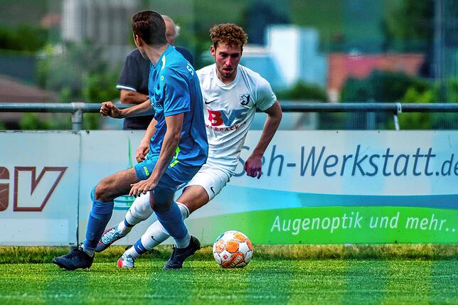 Bild 4: SV Buch düpiert den FC Erzingen und nimmt beim 2:1-Sieg die Punkte mit &ndash; und wir haben Bilder!