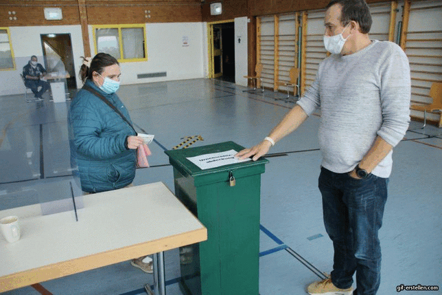 Bild 20: OB-Wahl in Konstanz: Uli Burchardt bleibt OB von Konstanz