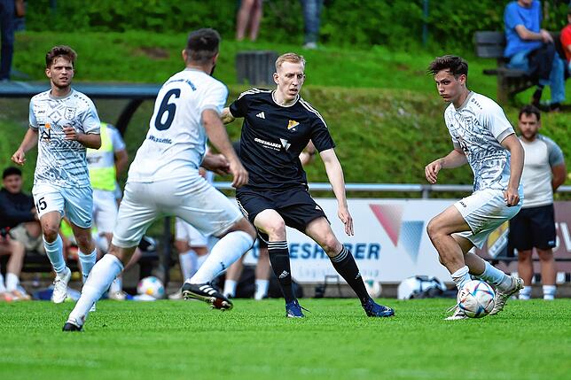 Bild 9: SV 08 Laufenburg unterliegt mit 0:2 gegen den FC Wolfenweiler-Schallstadt – und wir haben Bilder!