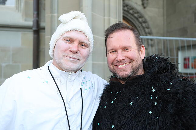 Bild 22: Konstanzer Straßenfasnacht 2025: Die Altstadt wird zum Narrenparadies - Die Bilder vom Abend!