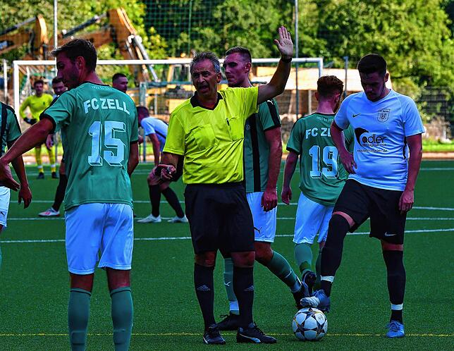 Bild 34: FC Zell muss gegen den SV Herten mit einem Punkt zufrieden sein &ndash; und wir haben die Bilder!