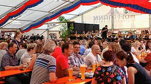 Vom 1. bis 3.¦Juni findet das Musikfest der Musikkapelle Wasser im beheizten Festzelt auf dem Vorplatz der Kirche in Bichtlingen statt. ...