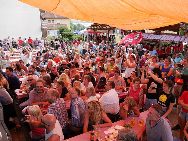Bild 1: Die schönsten Bilder zum 47. Wallbacher Dorffest und dem Naturparkmarkt