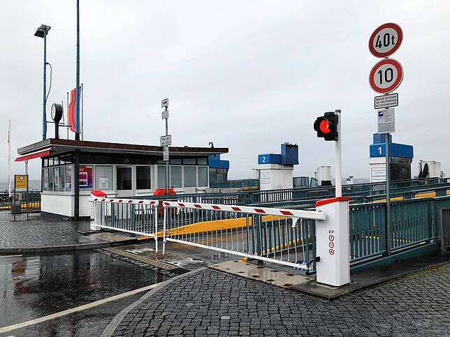 Vergangene Woche am Donnerstag, 13. Februar, streikten bereits die Fährbetriebe, hier ein Bild vom Fähranleger in Meersburg. Sie sind ...