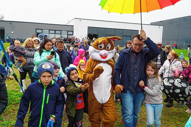 Bild 4: Osterfreude pur: So bunt war die Ostereiersuche im Jugend- und Kulturzentrum Klosterhof