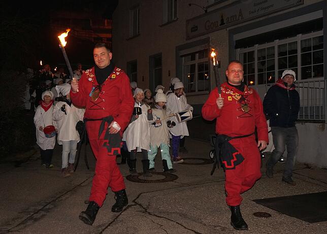 Bild 8: So schön ist der Schmutzige Donnerstag in Tiengen (Teil 1)
