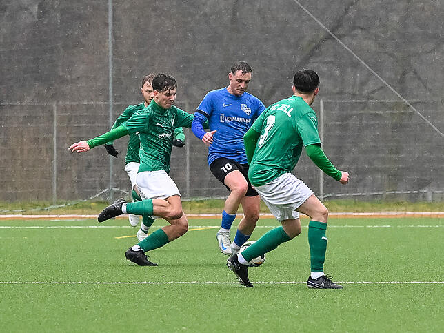 Bild 7: SG Mettingen/Krenkingen holt nach 0:3 noch ein 3:3 beim FC Zell – und wir haben Fotos!