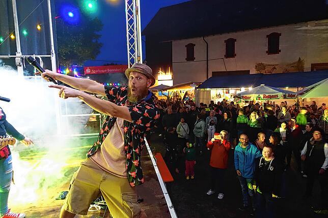 Bild 9: Die Bonndorfer feierten ihr 40. Schlossfest – Der Südkurier zeigt die besten Einblicke!