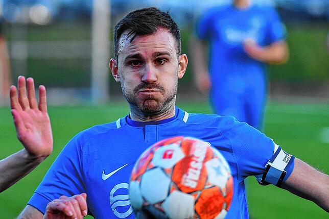 Bild 12: TuS Efringen-Kirchen gleicht in letzter Minute zum 3:3 gegen FC RW Weilheim aus &ndash; wir haben Bilder!