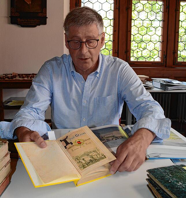 Der Überlinger Stadtarchivar Walter Liehner nutzt Lucian Reichs Buch von 1856 wie auch weitere historische Reiseführer als reichhaltige ...