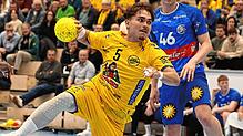Lucas Farias-Veeser nimmt Maß und wenig später liegt der Ball im Tor des Bergischen HC – ein unbeschreiblicher Moment für den ...