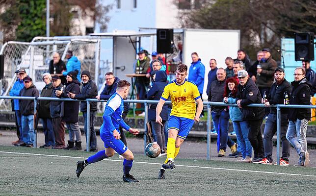 Bild 9: Unsere große Bildergalerie vom Spiel zwischen dem FC Radolfzell und der SpVgg F.A.L.