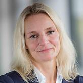 "Es herrscht Fachkräftemangel, das bekommen wir auch zu spüren. Im Ärztlichen Dienst und im Pflegedienst sind zurzeit etwa jeweils drei ...