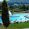 Sehr viel mehr Gäste als bisher könne nach einer Änderung der Corona-Verordnung des Landes das Gartenstrandbad Laufenburg besuchen.