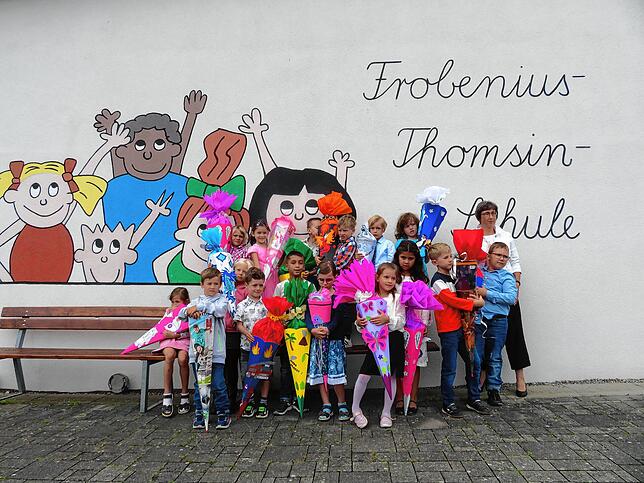 Die Schulanfänger der Klasse 1 der Frobenius-Thomsin-Schule in Blumberg-Riedöschingen mit Klassenlehrerin Martina Baschnagel.